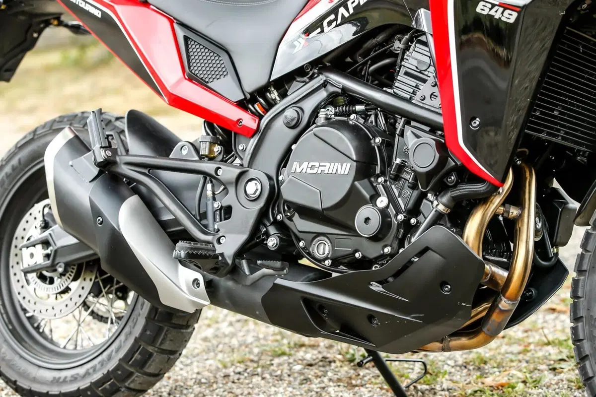 Test esclusivo! Abbiamo provato la Moto Morini X-CAPE 650. Ecco i pro e i contro (28)