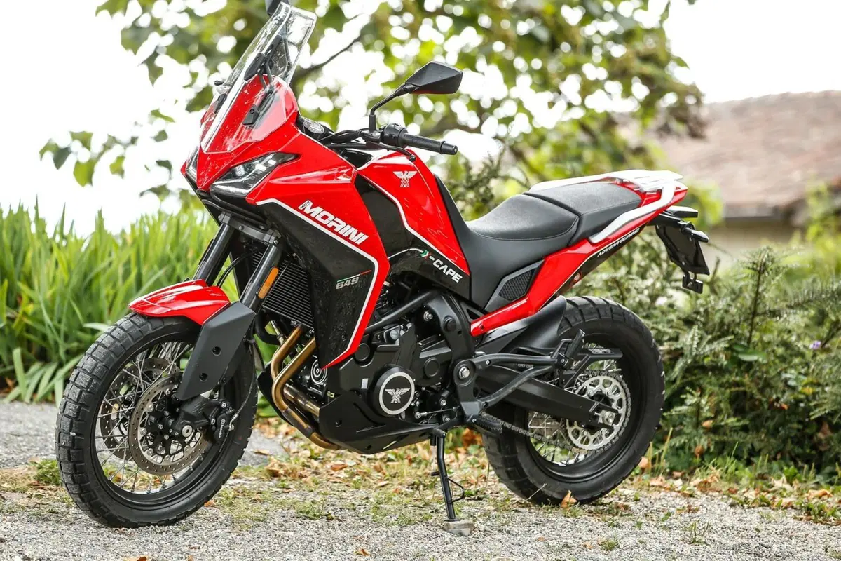 Test esclusivo! Abbiamo provato la Moto Morini X-CAPE 650. Ecco i pro e i contro (2)