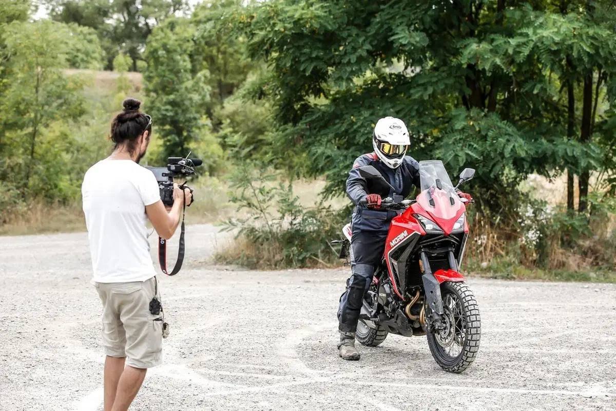 Test esclusivo! Abbiamo provato la Moto Morini X-CAPE 650. Ecco i pro e i contro (5)