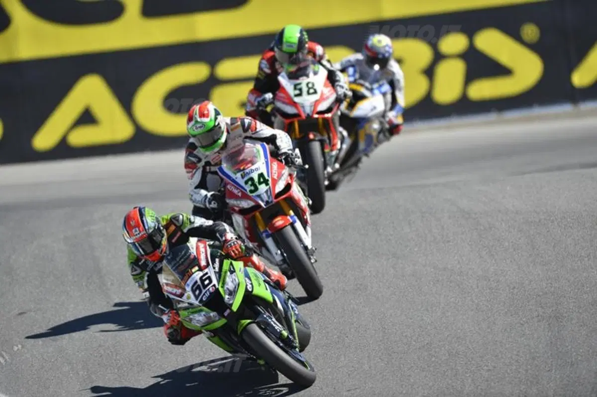 Superbike. Le foto più belle del GP di Laguna Seca (10)