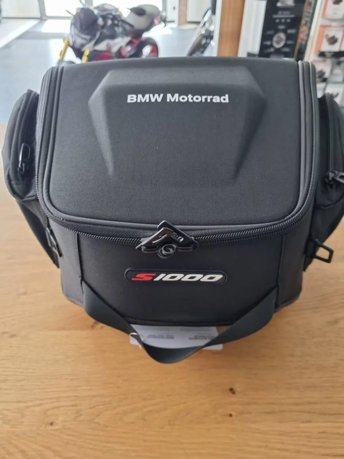 Tasca posteriore BMW S 1000 RR (2)