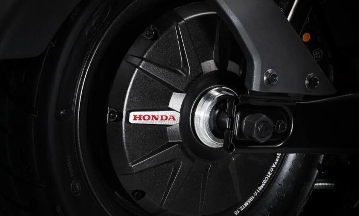 Honda U-GO, scooter elettrico dal prezzo competitivo (12)