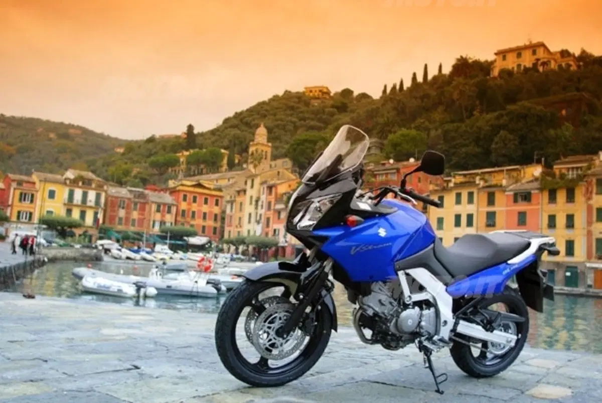 Guida alla Suzuki V-Strom 650 (3)