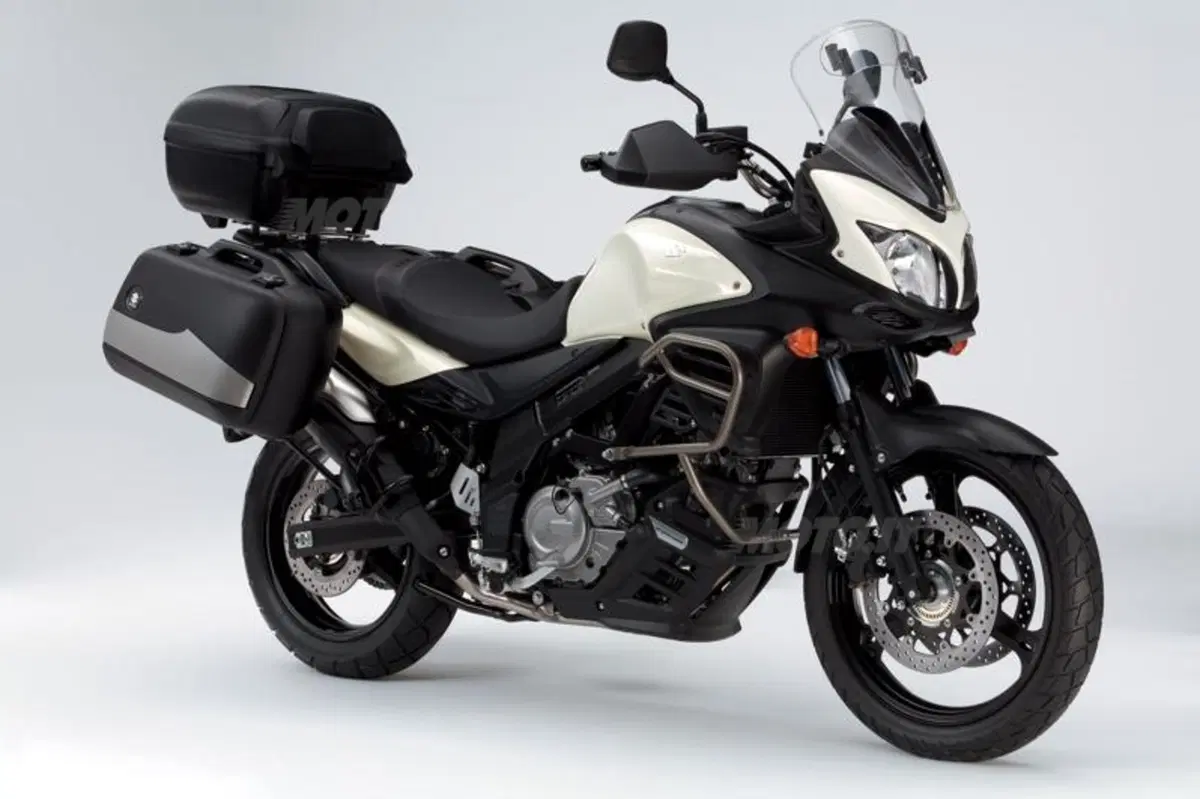 Guida alla Suzuki V-Strom 650 (4)
