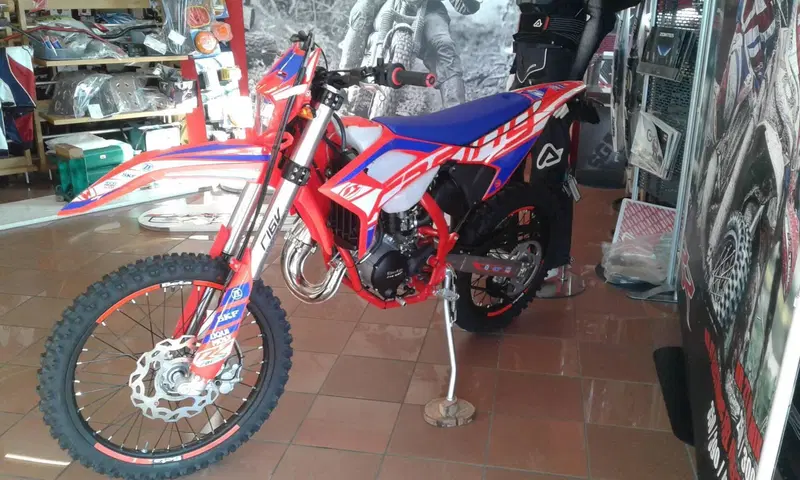 Betamotor RR 50 Enduro Racing (2021 - 26) (2)