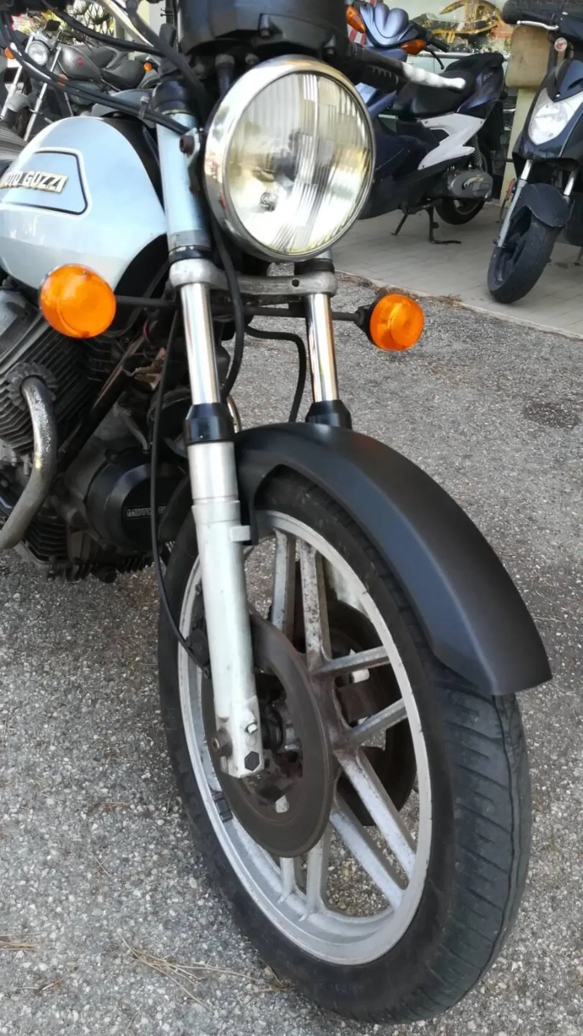 Moto Guzzi V35  (6)