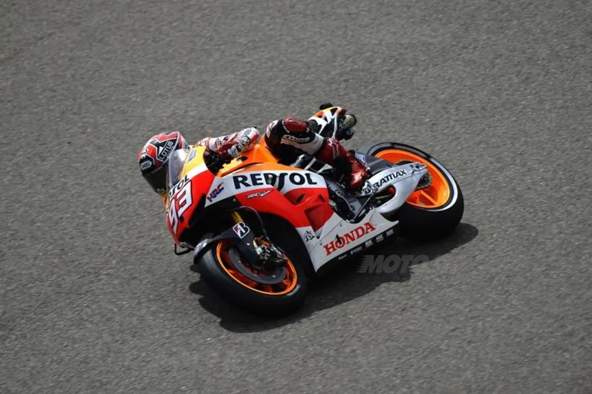 Le foto più spettacolari del GP di Aragon
