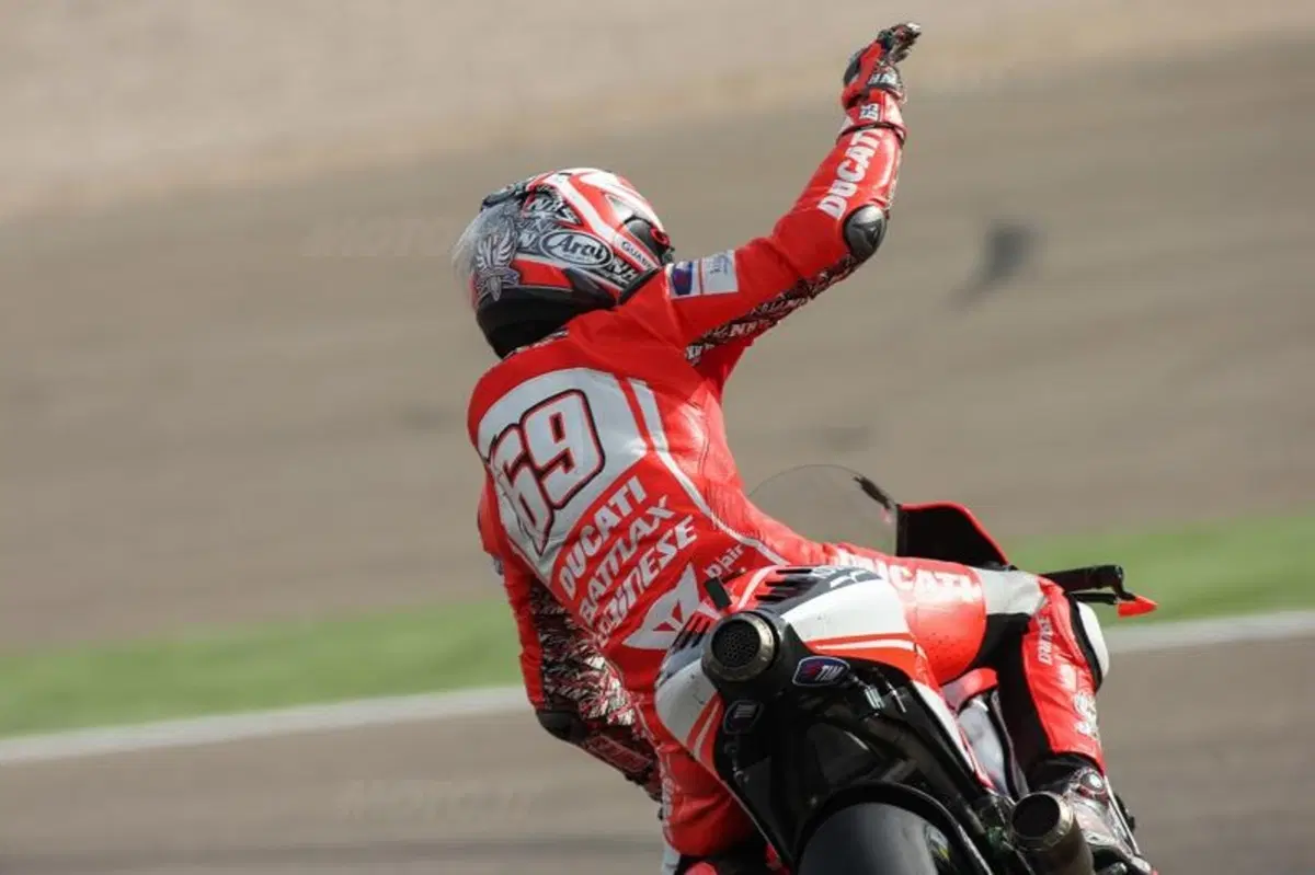 Le foto più spettacolari del GP di Aragon (2)