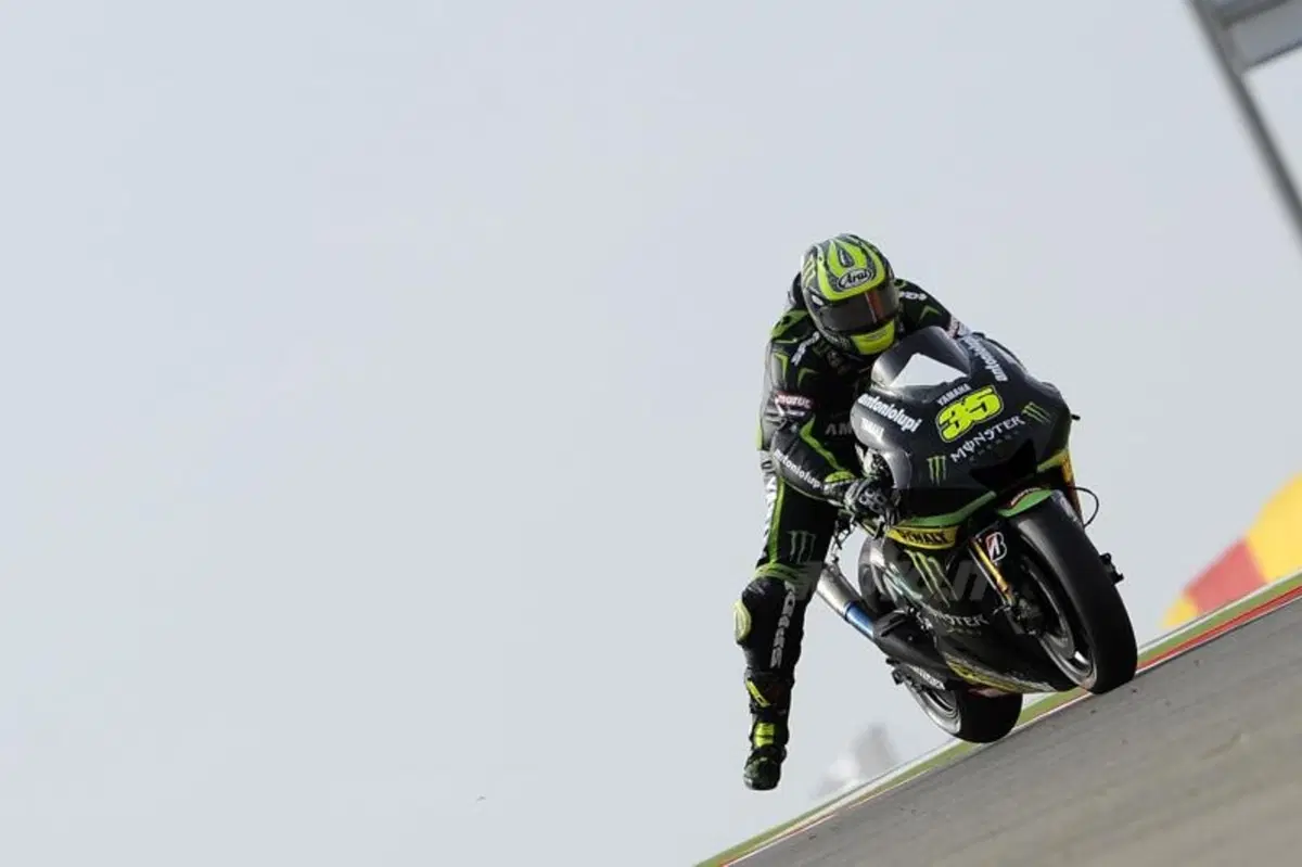 Le foto più spettacolari del GP di Aragon (3)