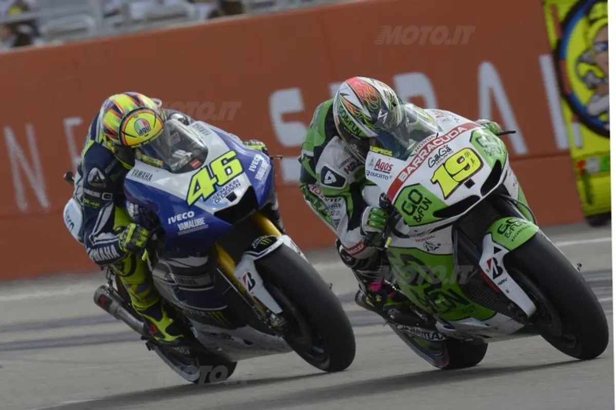 Le foto più spettacolari del GP di Aragon (8)