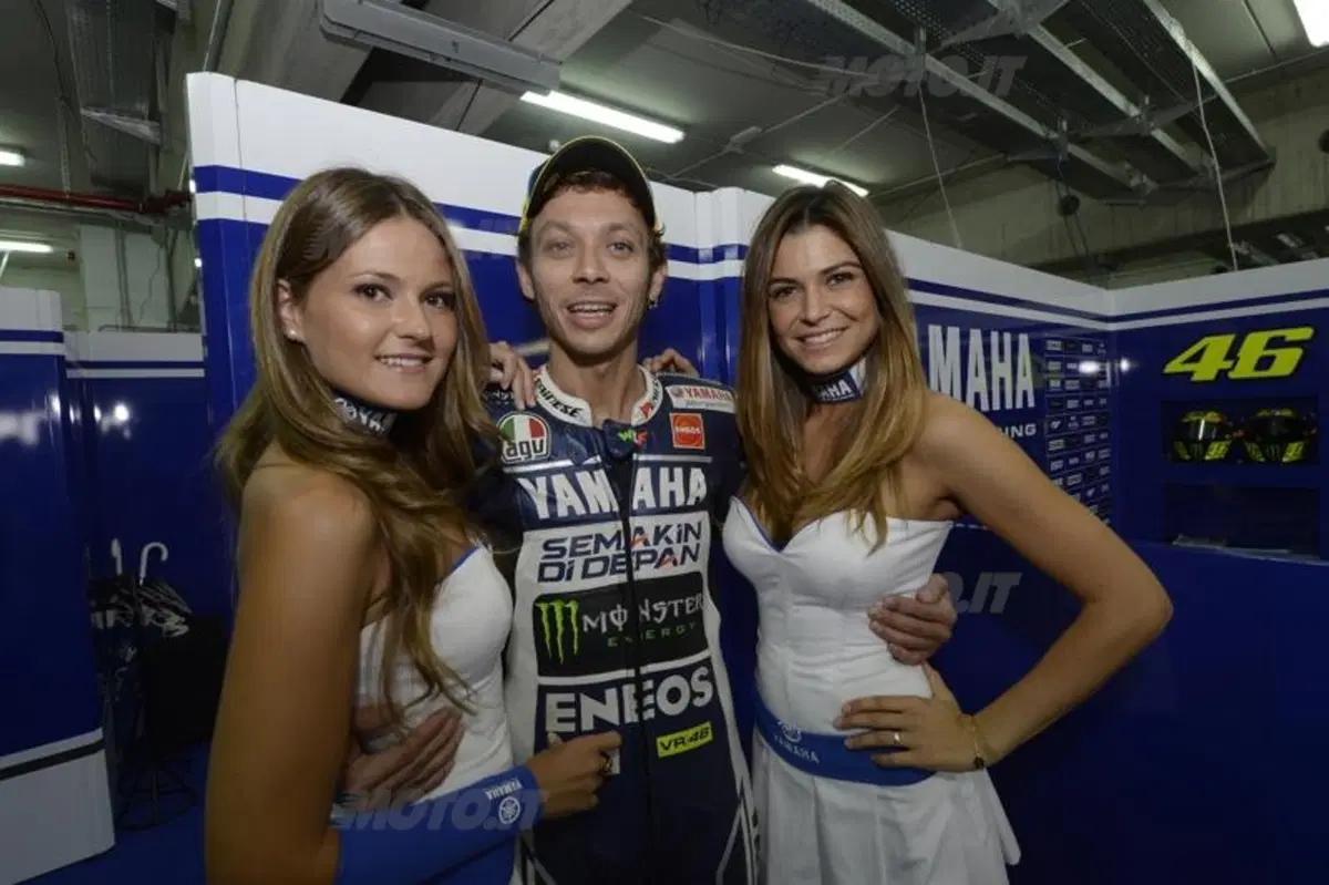 Le foto più spettacolari del GP di Aragon (9)