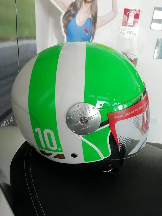 Casco jet Givi mod. 10.7 (4)