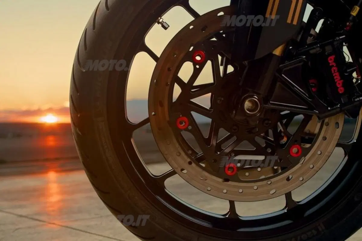 Ducati Monster S4Rs special by Goncalves (2)