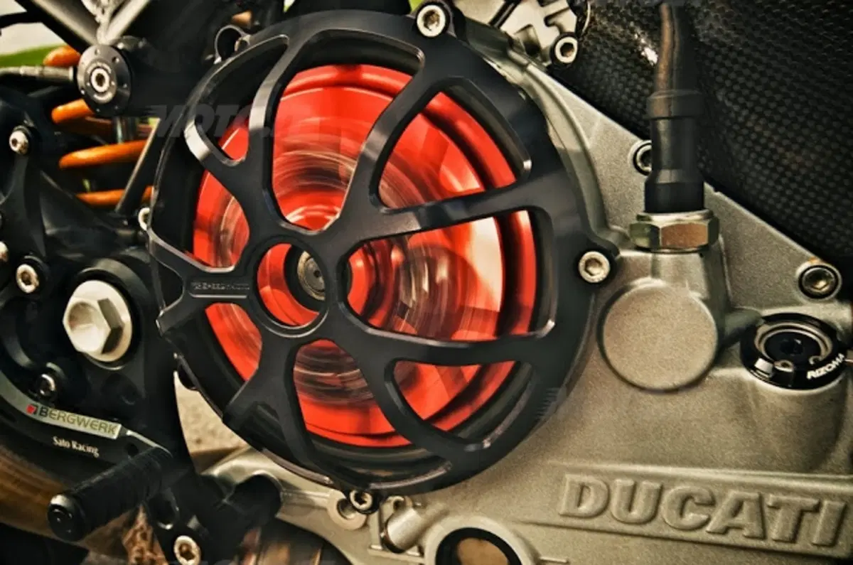 Ducati Monster S4Rs special by Goncalves (10)
