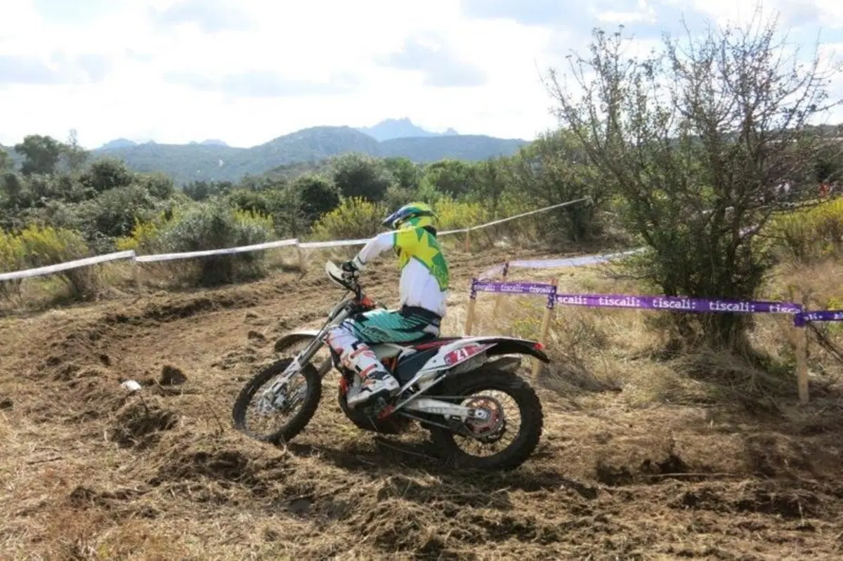 Sei Giorni 2013 Sardegna. Day 2. Pressione e sfortuna. Francesi sempre più avanti, Italia in difficoltà (7)