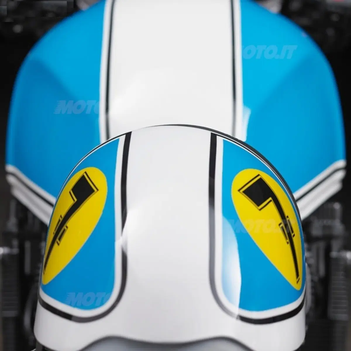 Suzuki GSX1200 Tzar, omaggio a Barry Sheene