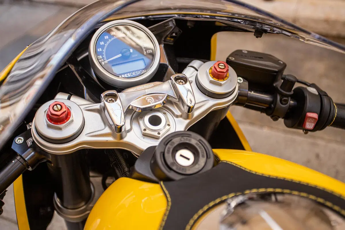 Ares Bullet. Dall'atelier modenese una BMW R NineT molto speciale (2)
