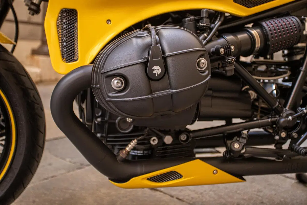 Ares Bullet. Dall'atelier modenese una BMW R NineT molto speciale (3)