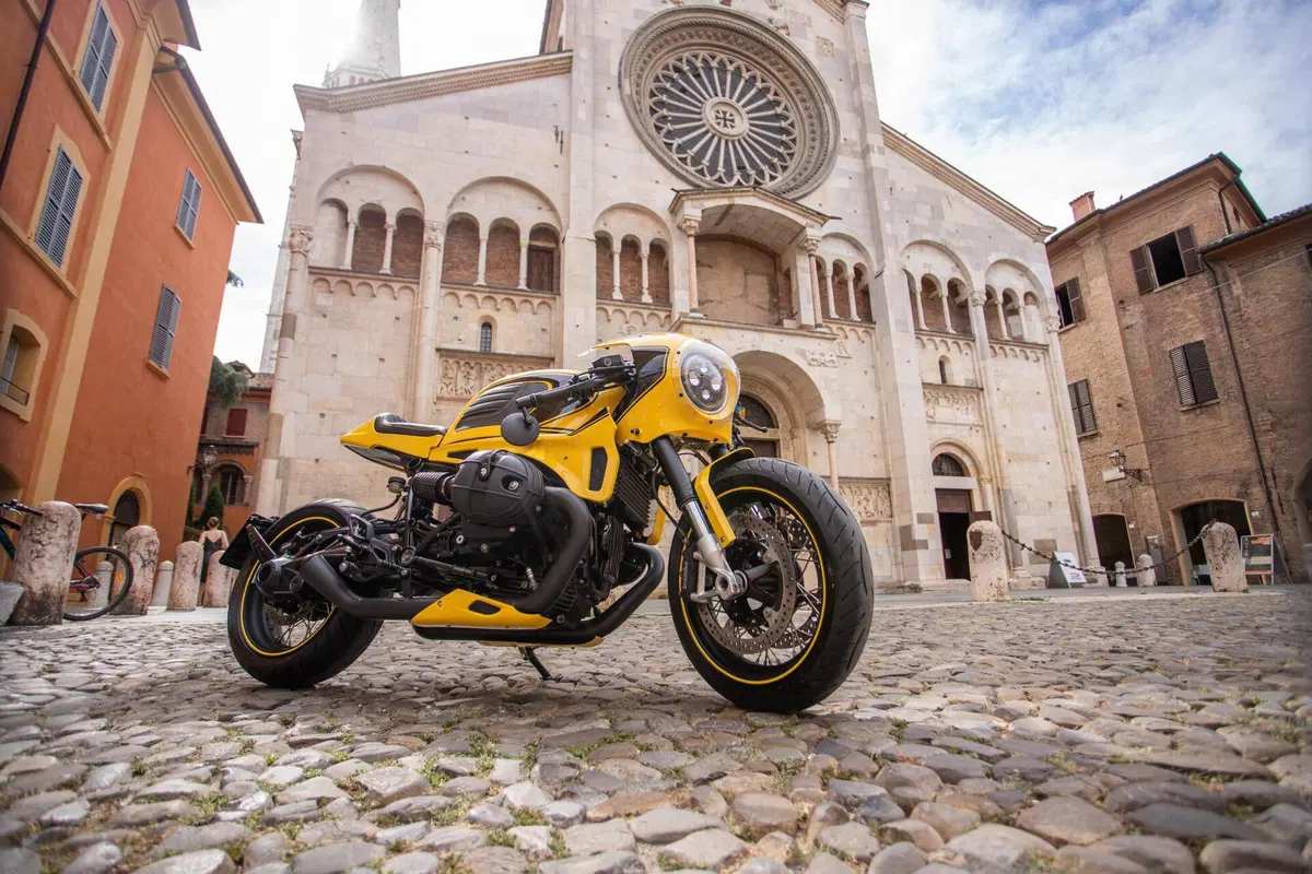 Ares Bullet. Dall'atelier modenese una BMW R NineT molto speciale (14)