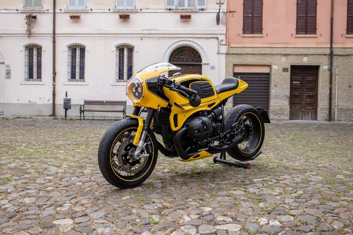 Ares Bullet. Dall'atelier modenese una BMW R NineT molto speciale (15)