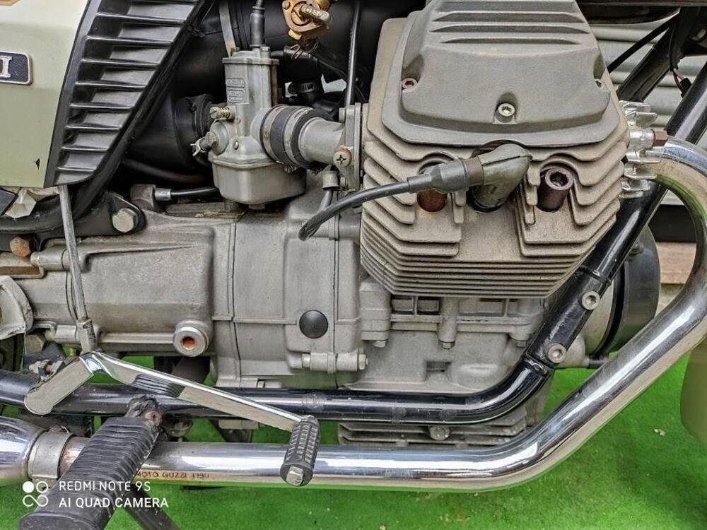 Moto Guzzi  V 35 II  (2)