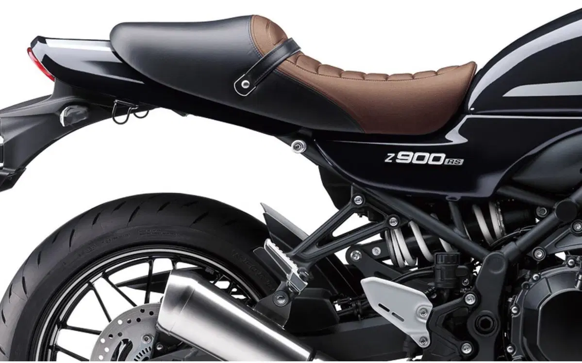 Kawasaki Z 900 RS Z 900 RS Cafe (2022) (6)