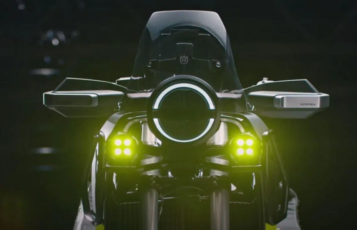 Husqvarna Norden 901. Il lancio si avvicina [Video] (2)