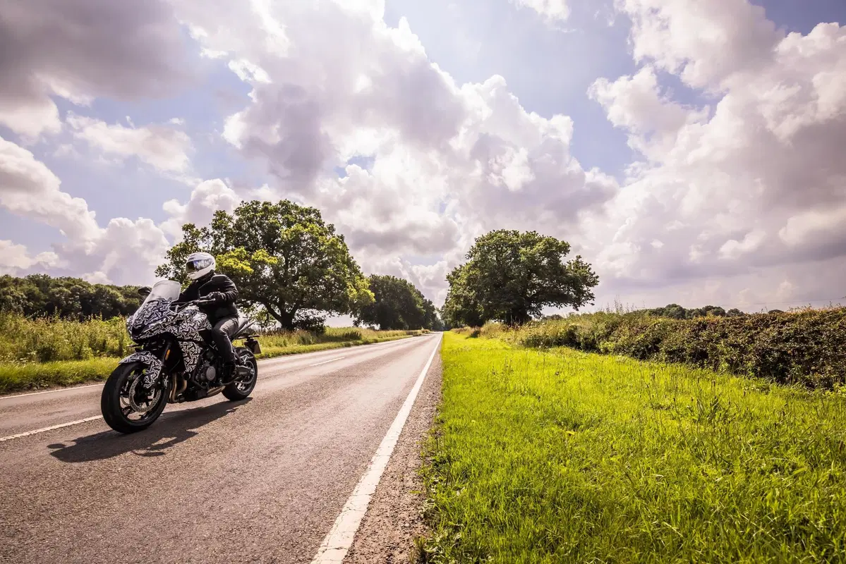 Triumph Tiger Sport 660: le prime foto ufficiali! (4)