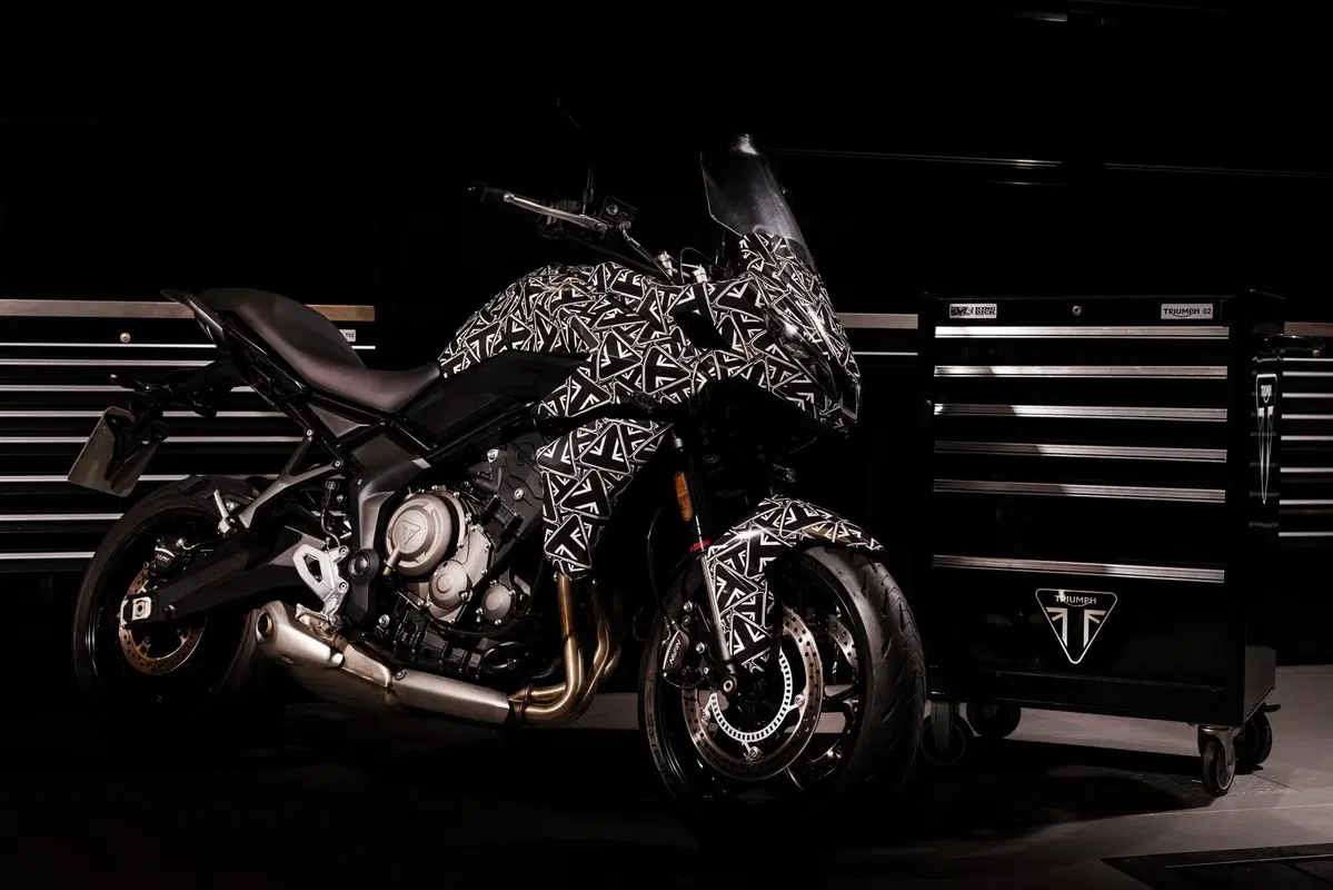 Triumph Tiger Sport 660: le prime foto ufficiali!