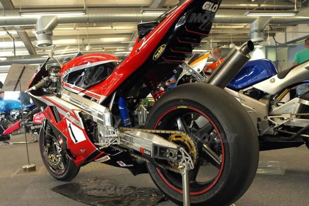 Crighton Racing, una Wankel da gara da 200 cavalli (3)