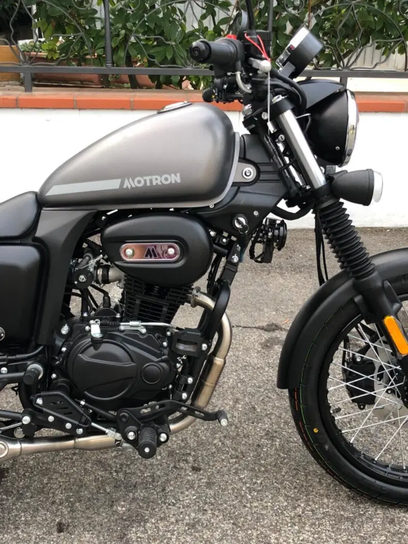 Motron Motorcycles Revolver 125 (2021 - 26) (7)