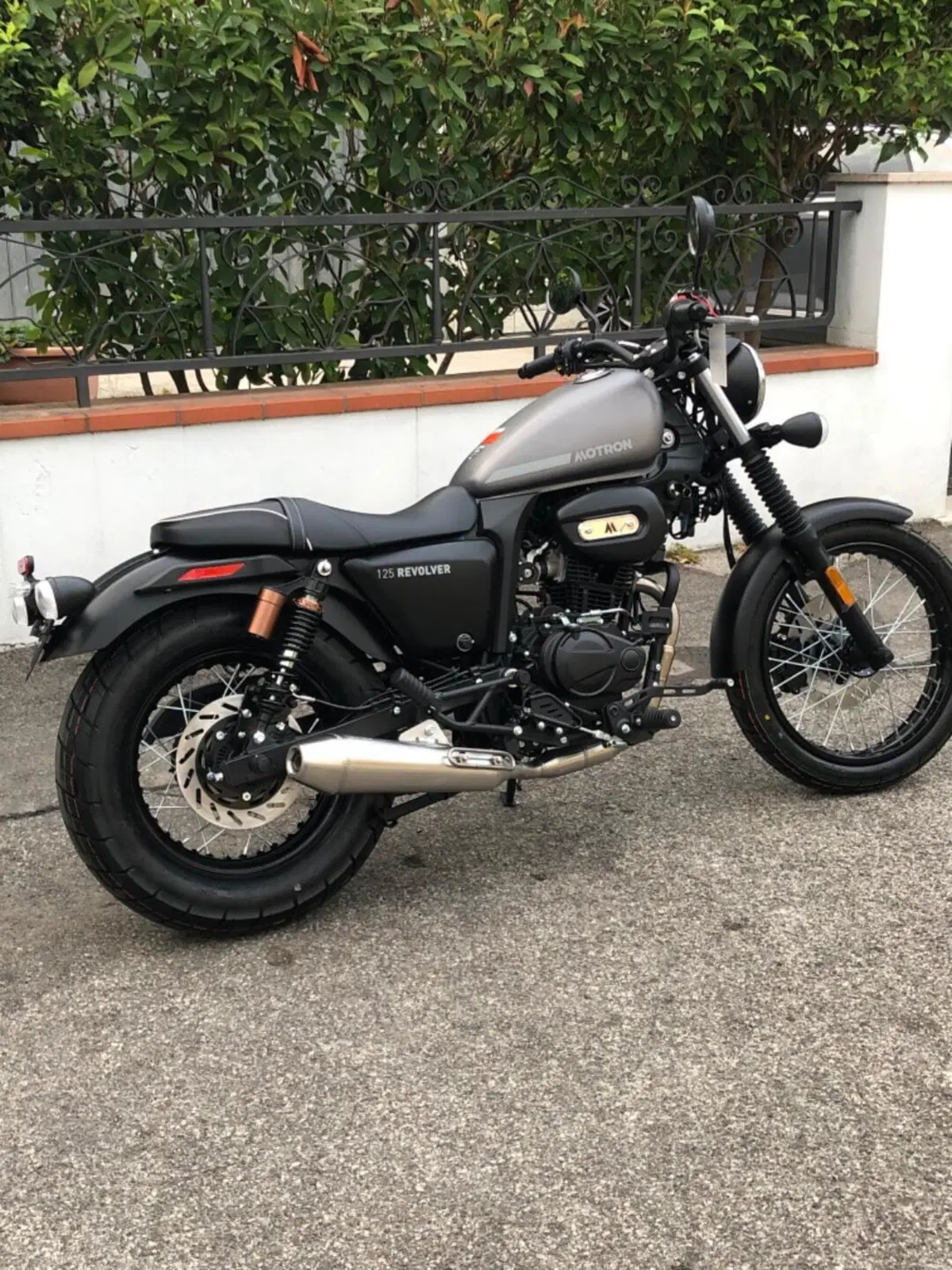 Motron Motorcycles Revolver 125 (2021 - 26) (4)