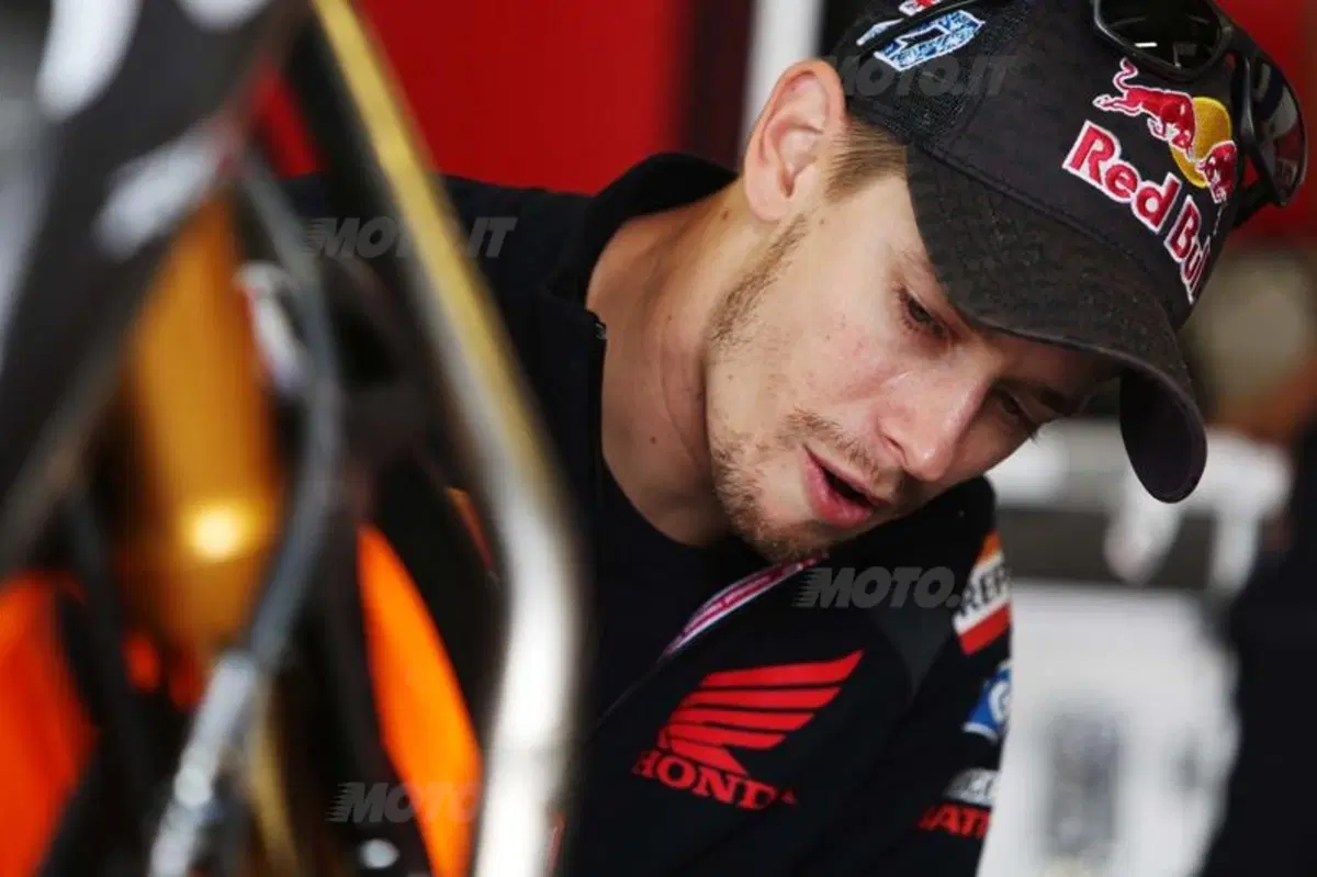 Test. Stoner in sella alla Honda Production (6)