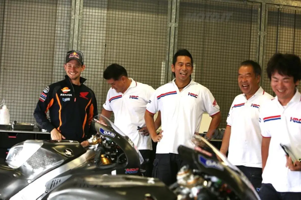Test. Stoner in sella alla Honda Production (22)