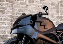 Moto Adonis The Rule Breaker. Una special total black su base Harley-Davidson LiveWire