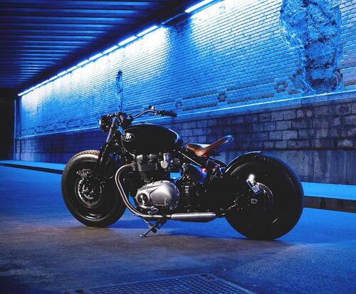 BAAK Motocyclettes Triumph Bobber Moon. Voglia di springer (4)