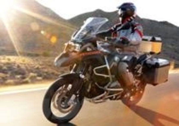 EICMA 2013: BMW R1200GS Adventure 2014