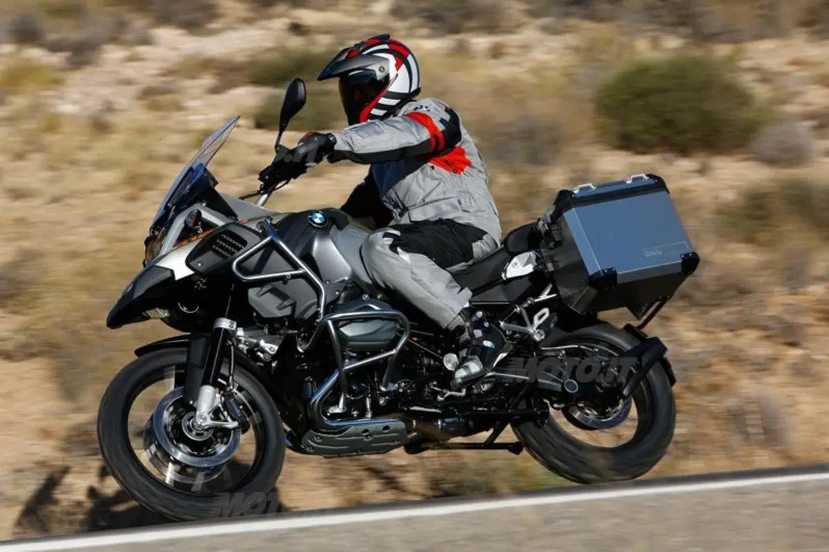 EICMA 2013: BMW R1200GS Adventure 2014 (5)