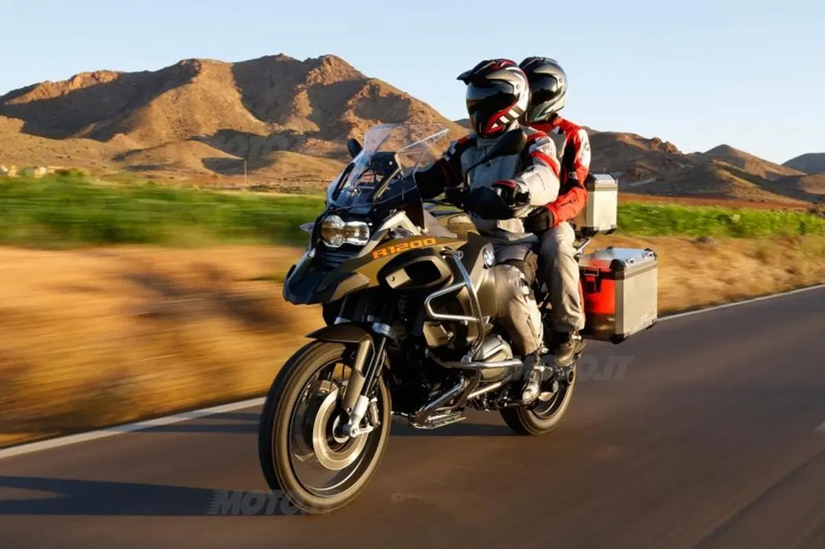 EICMA 2013: BMW R1200GS Adventure 2014 (6)