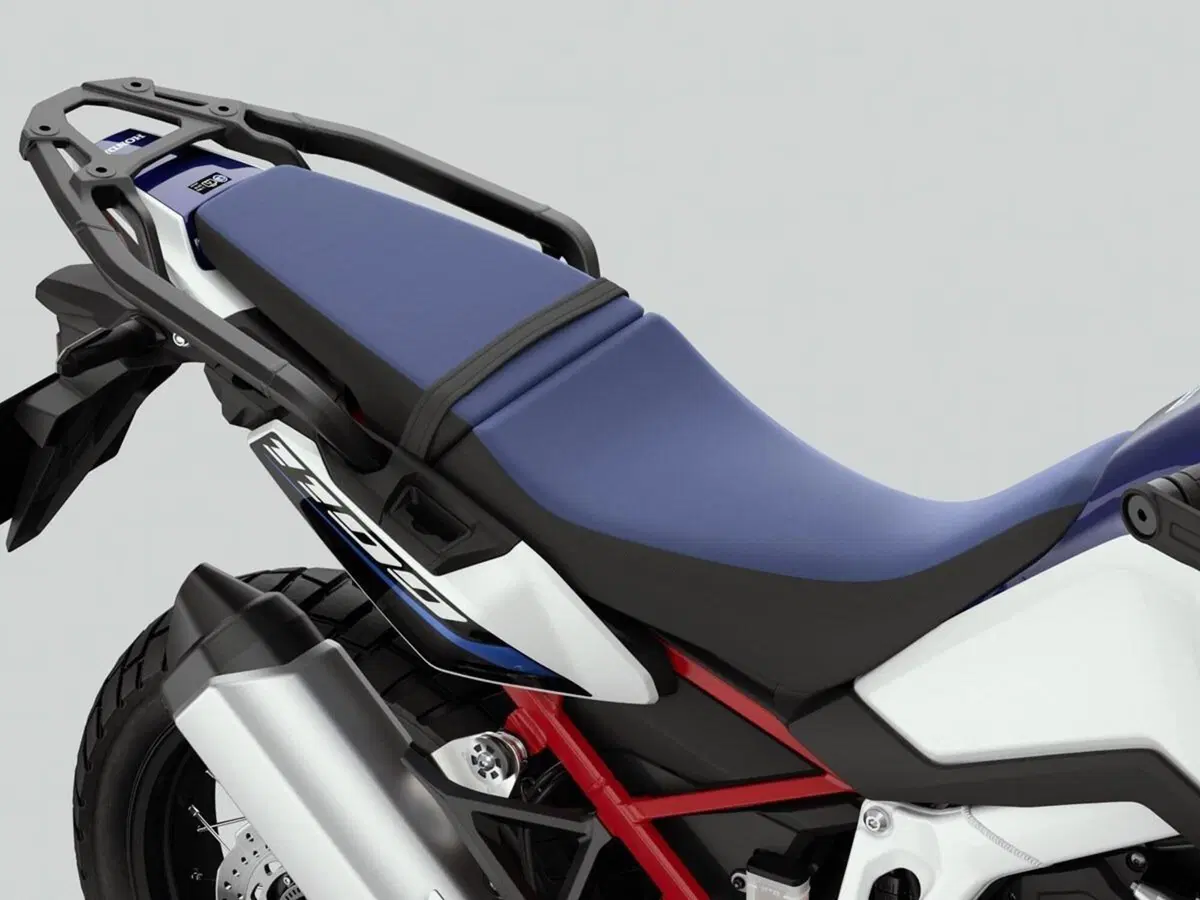  Honda Africa Twin e Africa Twin Adventure Sports: le versioni 2022 sono pronte (10)