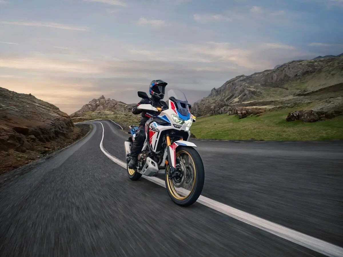  Honda Africa Twin e Africa Twin Adventure Sports: le versioni 2022 sono pronte (32)