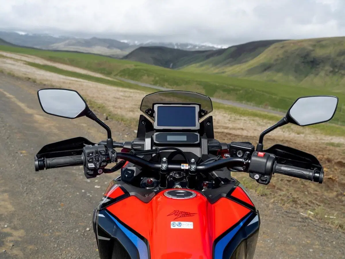  Honda Africa Twin e Africa Twin Adventure Sports: le versioni 2022 sono pronte (34)
