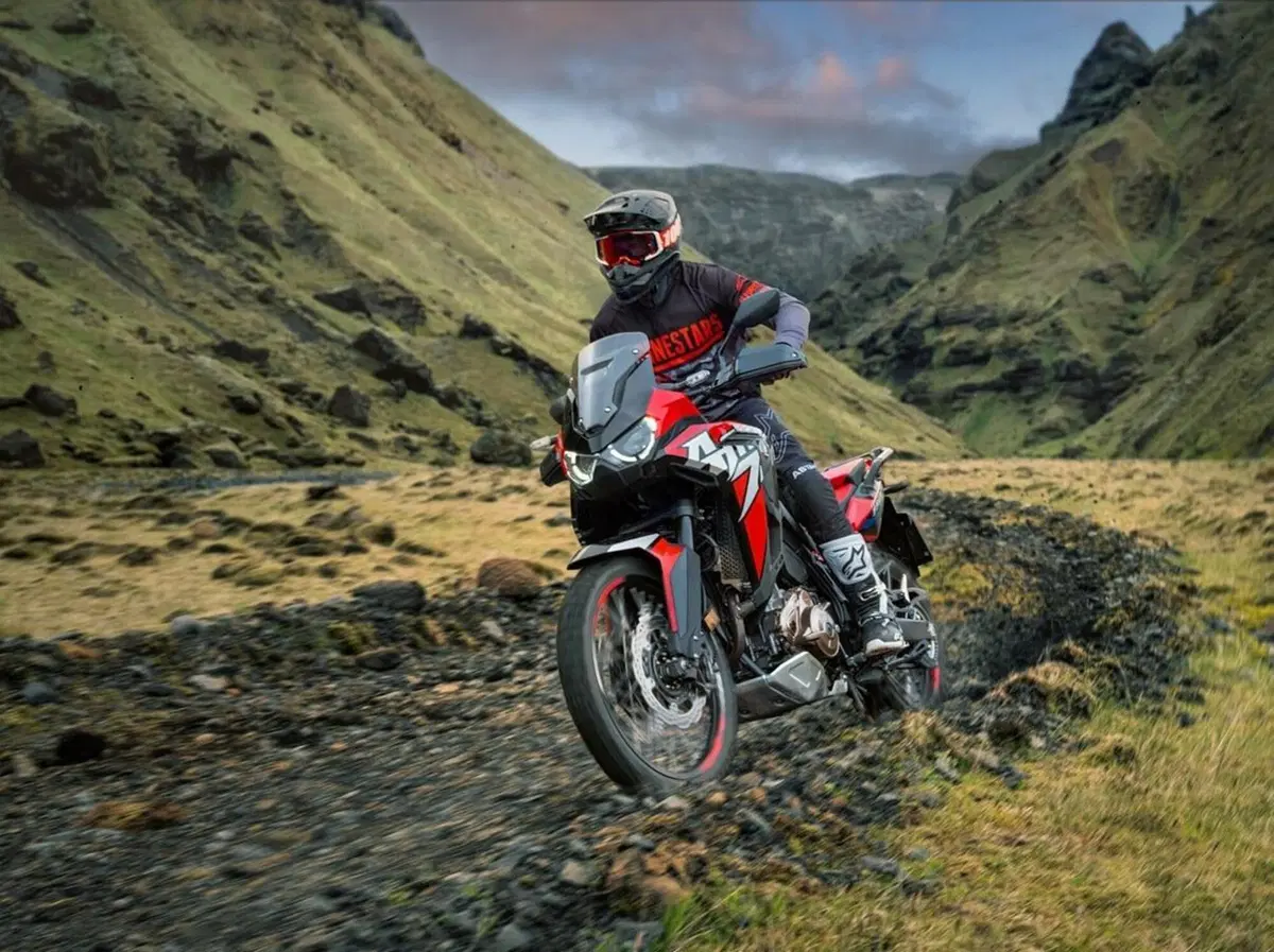 Honda Africa Twin e Africa Twin Adventure Sports: le versioni 2022 sono pronte (41)