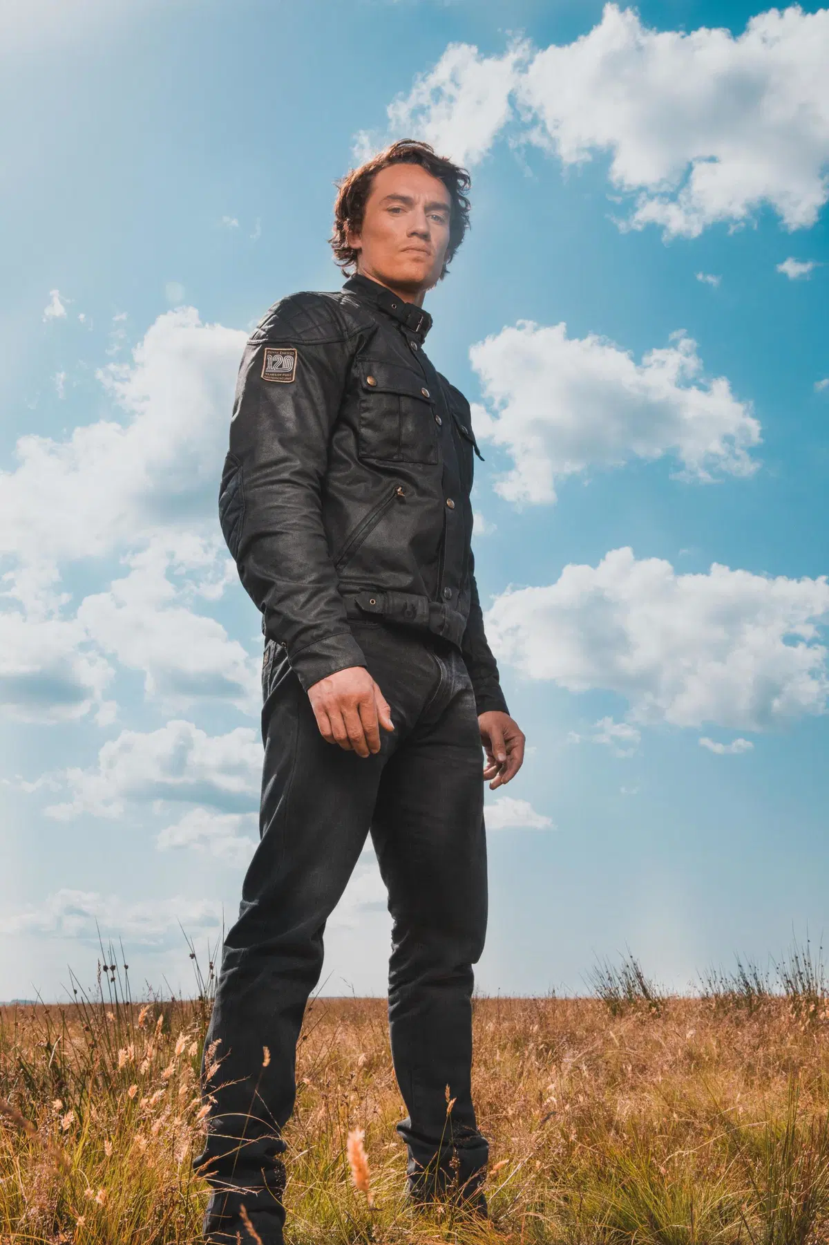Royal Enfield e Belstaff: una capsule collection e due special per celebrare i 120 anni del brand (15)