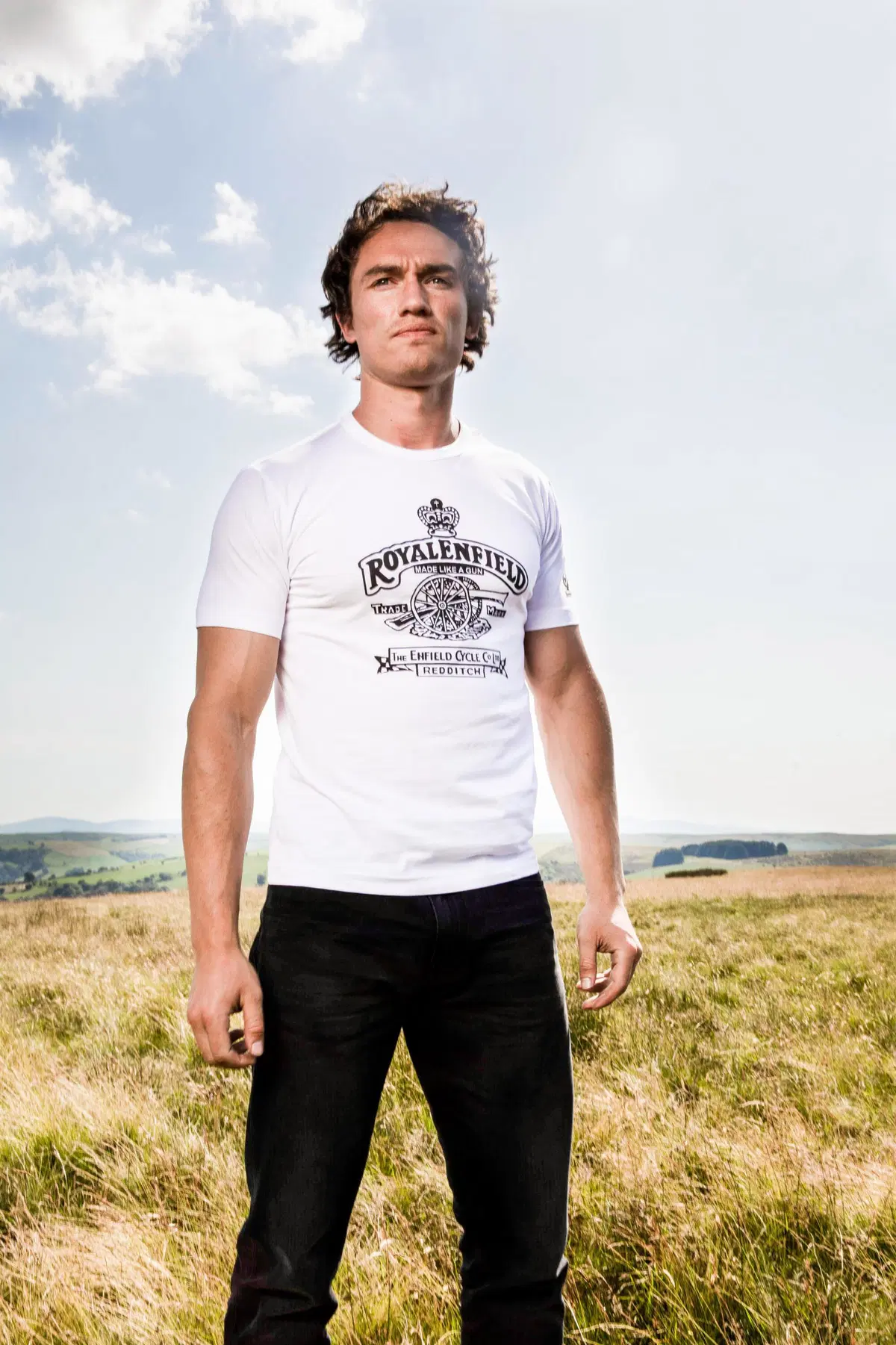 Royal Enfield e Belstaff: una capsule collection e due special per celebrare i 120 anni del brand (18)