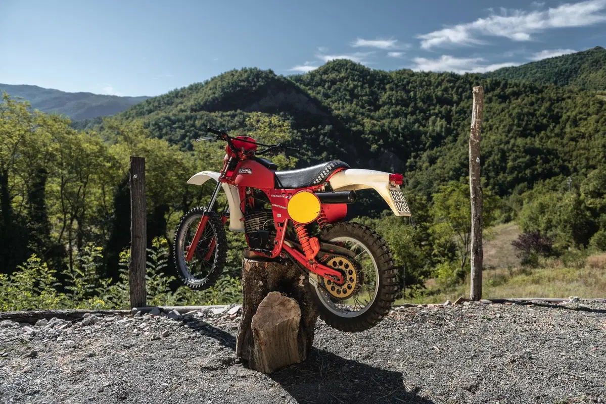Fantic XE 125: versione speciale Six Days 1981 (4)