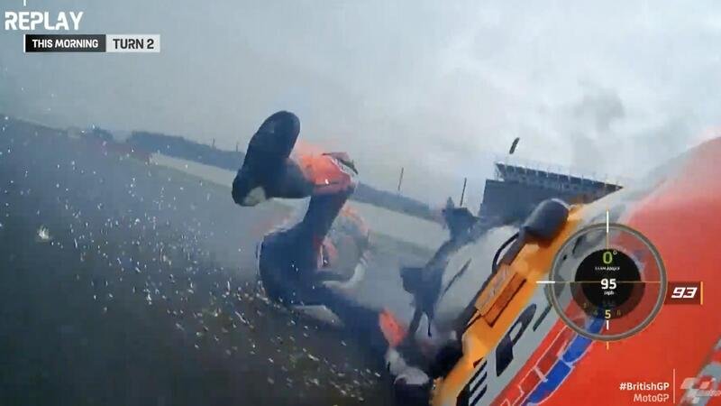 MotoGP 2021, la caduta di Marquez a Silverstone [VIDEO]