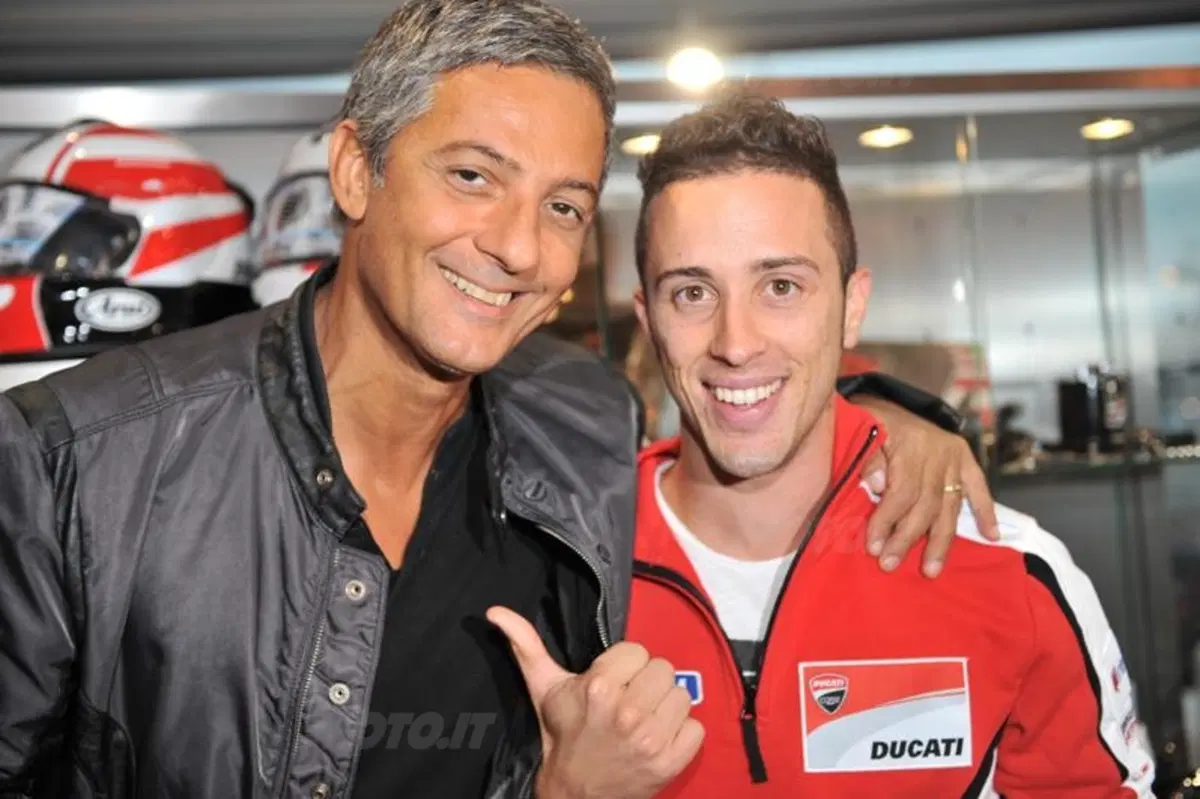 Dovizioso inaugura il Ducati Store di Roma (7)