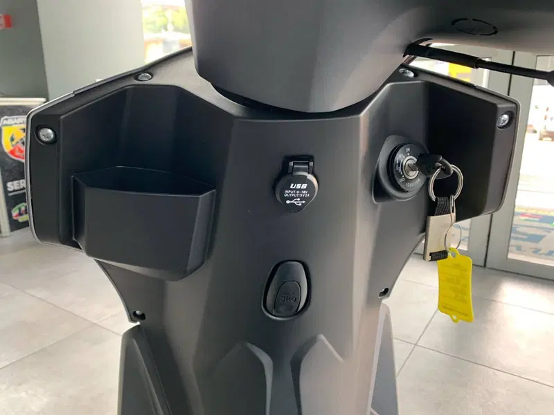Lifan E4 L3e Doppia Batteria (2021 - 26) (4)