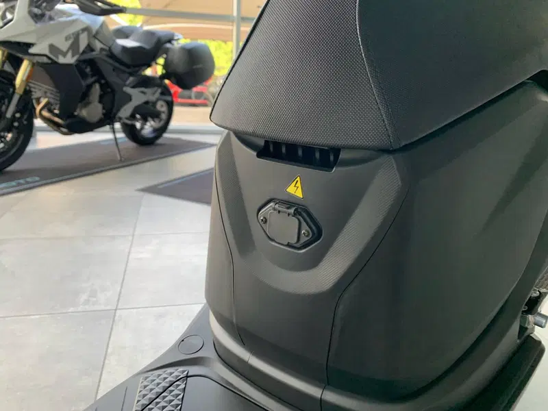 Lifan E4 L3e Doppia Batteria (2021 - 26) (5)